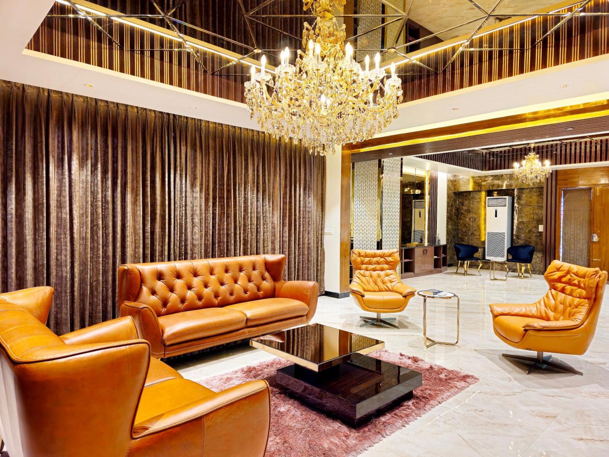 バンガロールThe Pentouz On 100 Feet Road Indiranagar - An Urban Luxury Retreatアパートメント エクステリア 写真