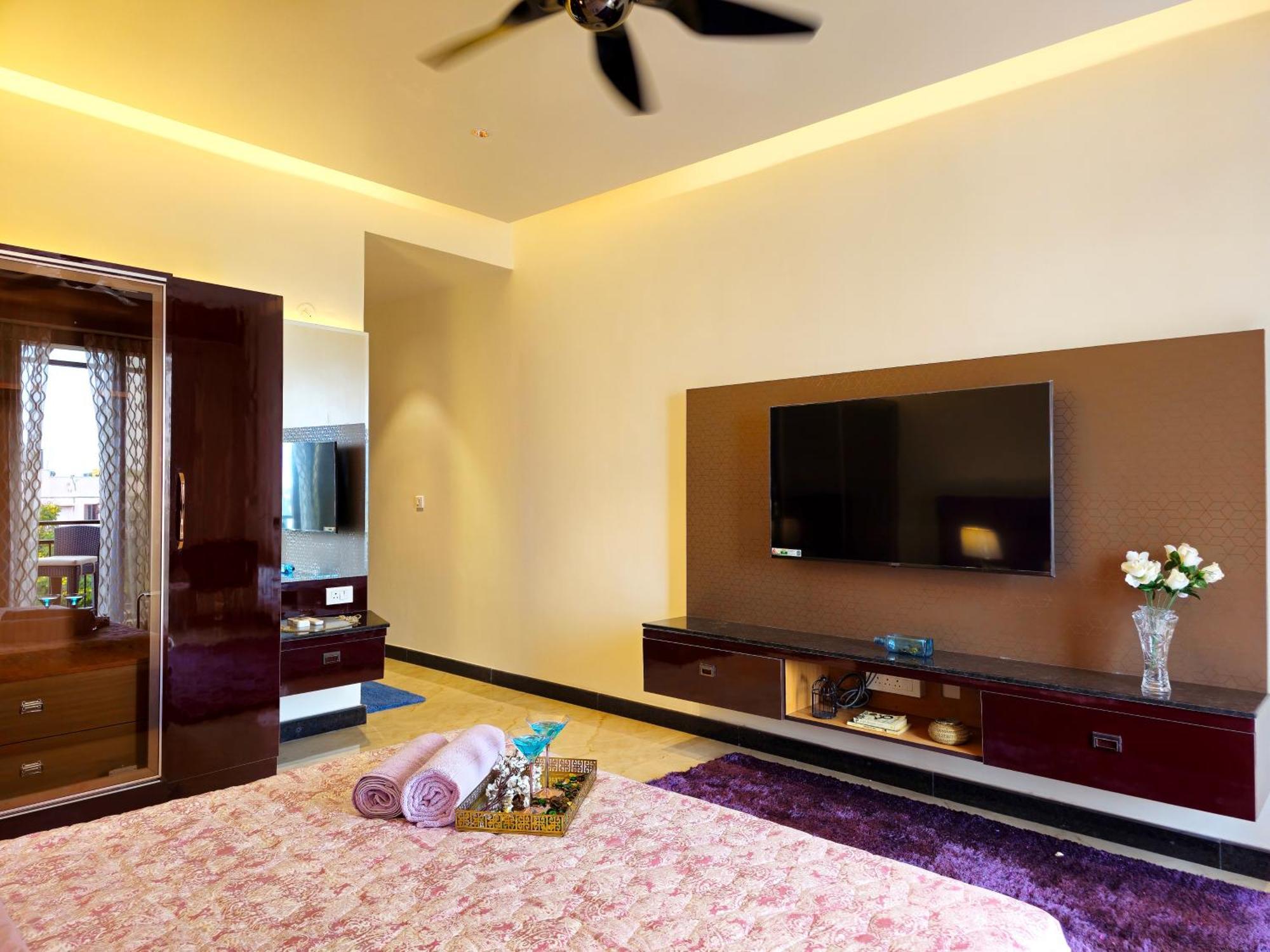 バンガロールThe Pentouz On 100 Feet Road Indiranagar - An Urban Luxury Retreatアパートメント エクステリア 写真