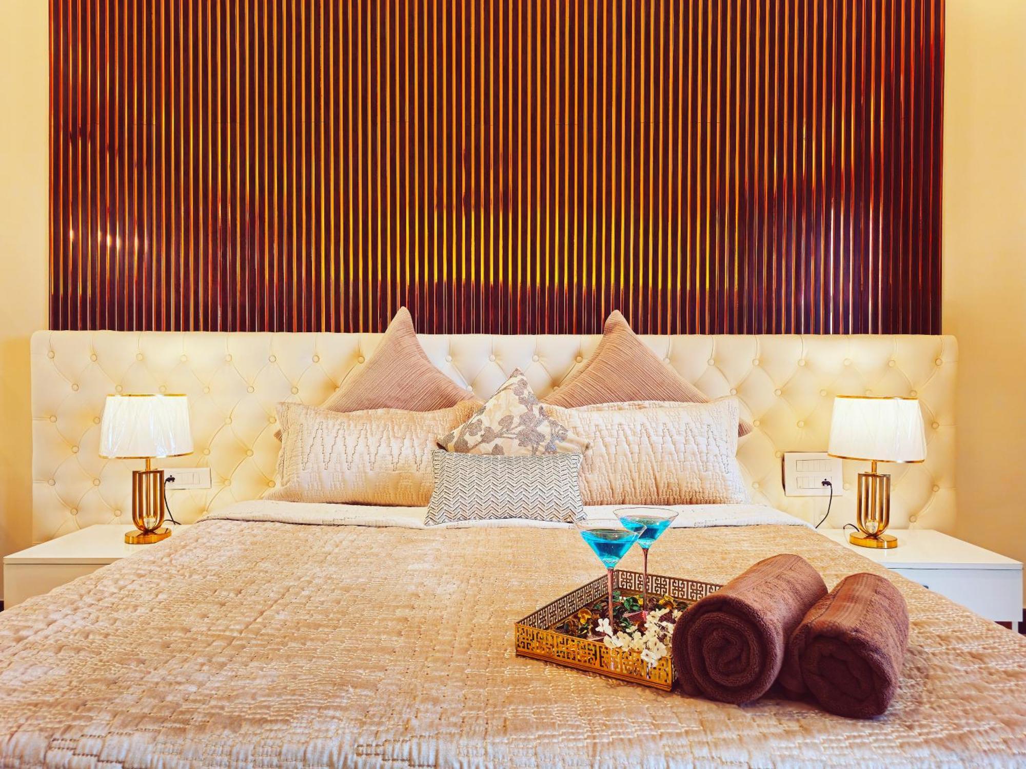 バンガロールThe Pentouz On 100 Feet Road Indiranagar - An Urban Luxury Retreatアパートメント エクステリア 写真